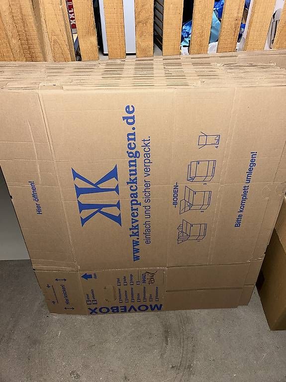 Kartons: Zügelkartonagen  – Gebraucht aus Rottenschwil von Seliin.G