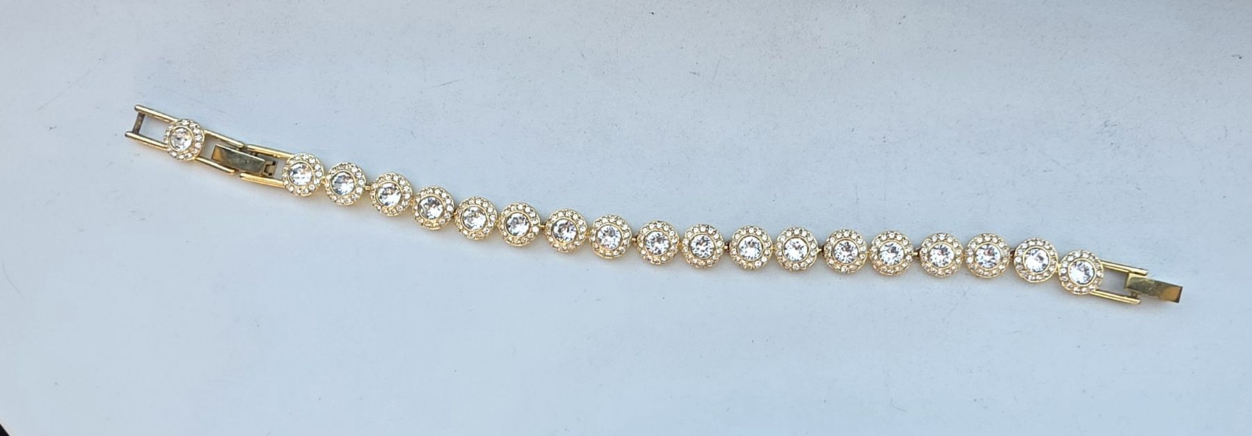 Swarovski Bracciali & Braccialetti: Schönes Swarovski Armband – Nuovo (secondo la descrizione) da Hinwil venduto da yar_q9tl 1