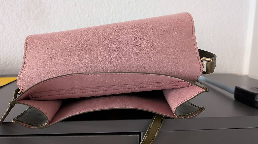 Borse da donna: Coccinelle Handtasche – Nuovo (secondo la descrizione) da Würenlos venduto da jr_wrnls 1