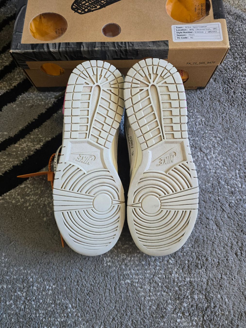 Scarpe da uomo: Dunk low off white Lot 22 – Usato da Bôle venduto da A_Kickstory 2