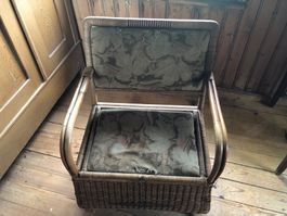 Antiker Korbstuhl - Hocker