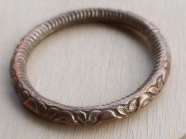 Antikes wunderschönes Armband