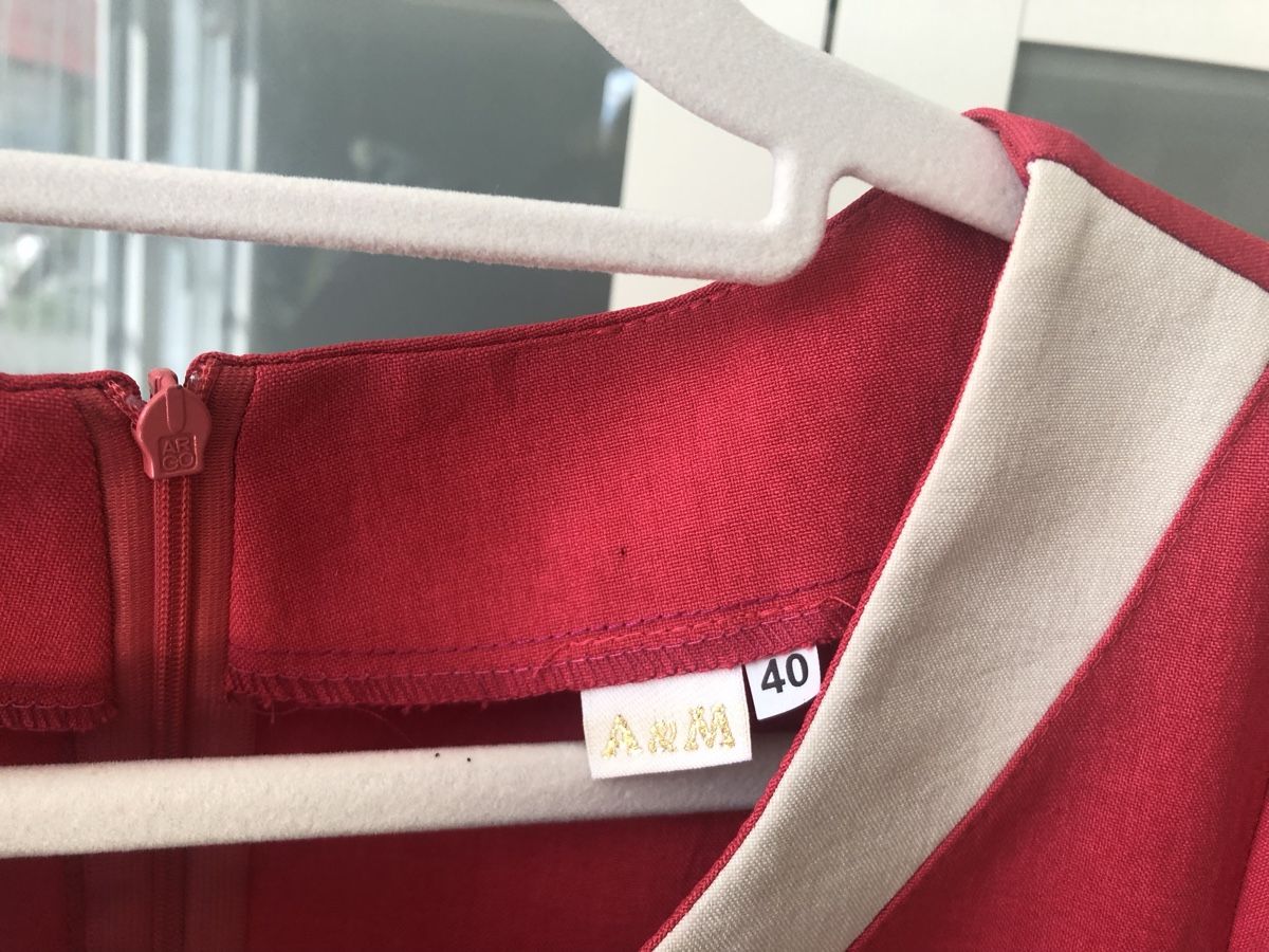 Vestiti: Kleid 38/40 – Usato da Adligenswil venduto da ZGB 4