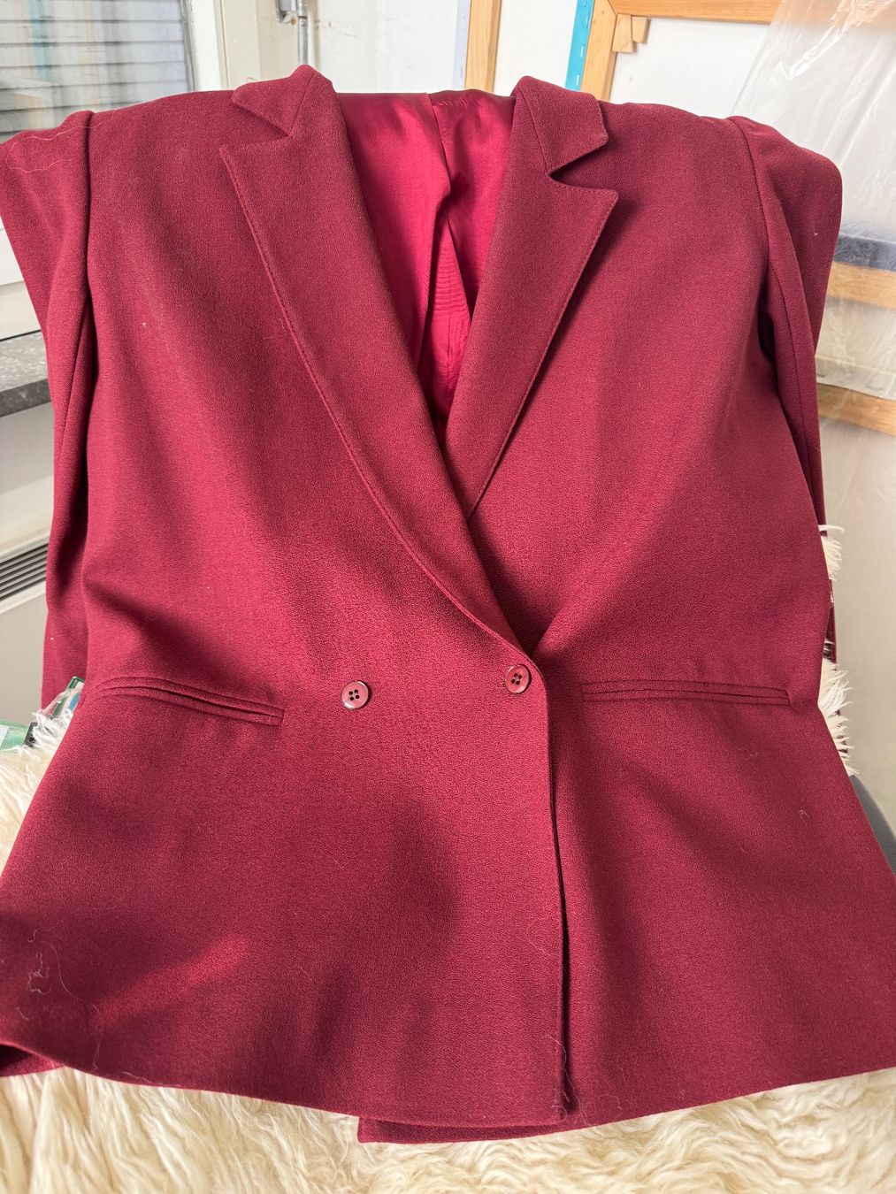 Costumes: Retro Kostüm bordeau – D'occasion à Basel par sch_9g6x 2