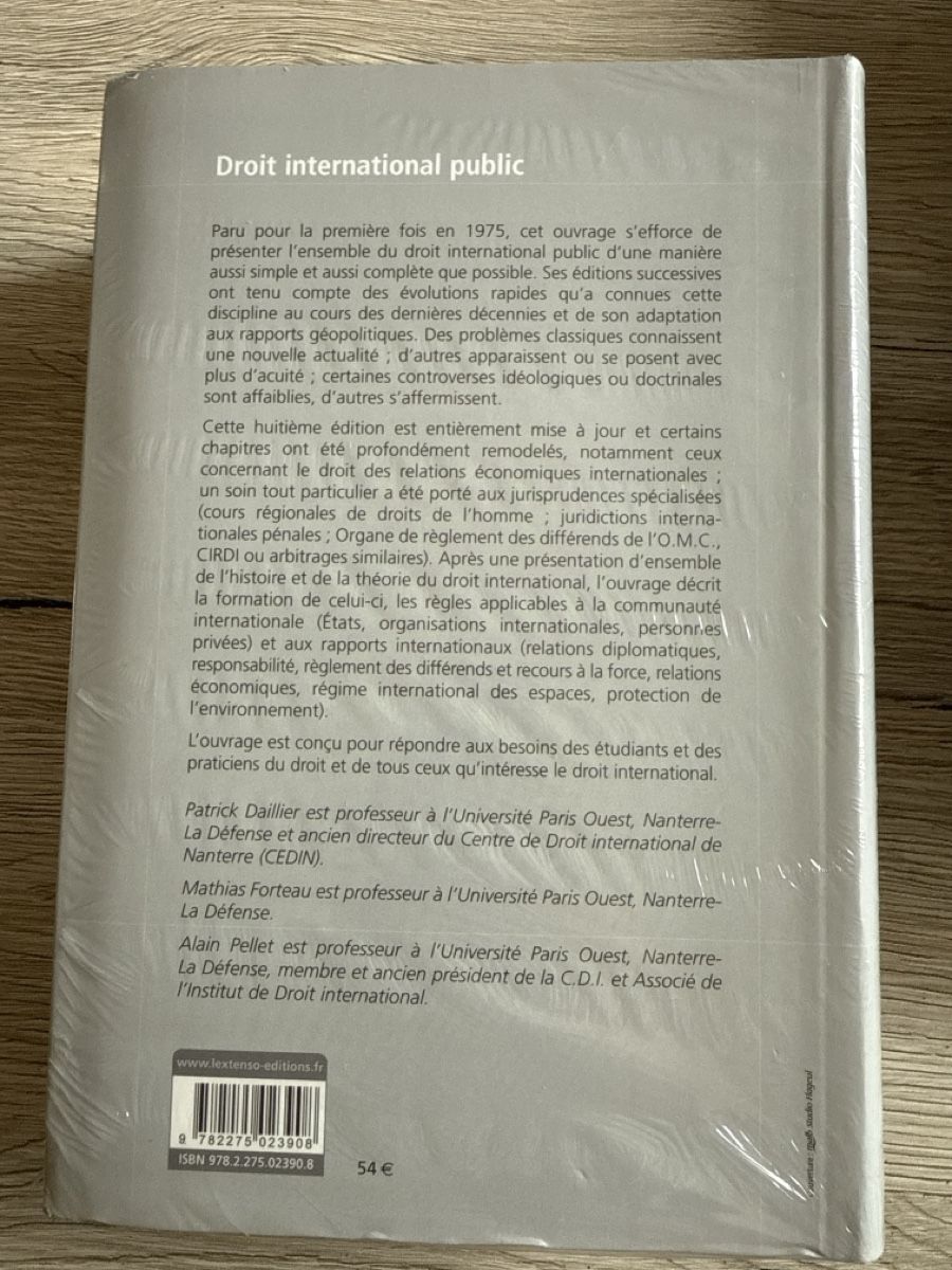 Libri: Droit international public 8ème édition – Nuovo e nell'imballaggio originale da Genève venduto da DoualS 1