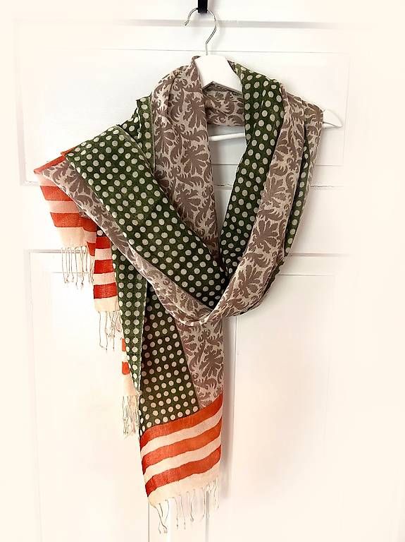 Foulard & Sciarpe: Schal Marke Marc Aurel, 100% Wolle – Usato da St.Gallen venduto da cbr_5mvv 1