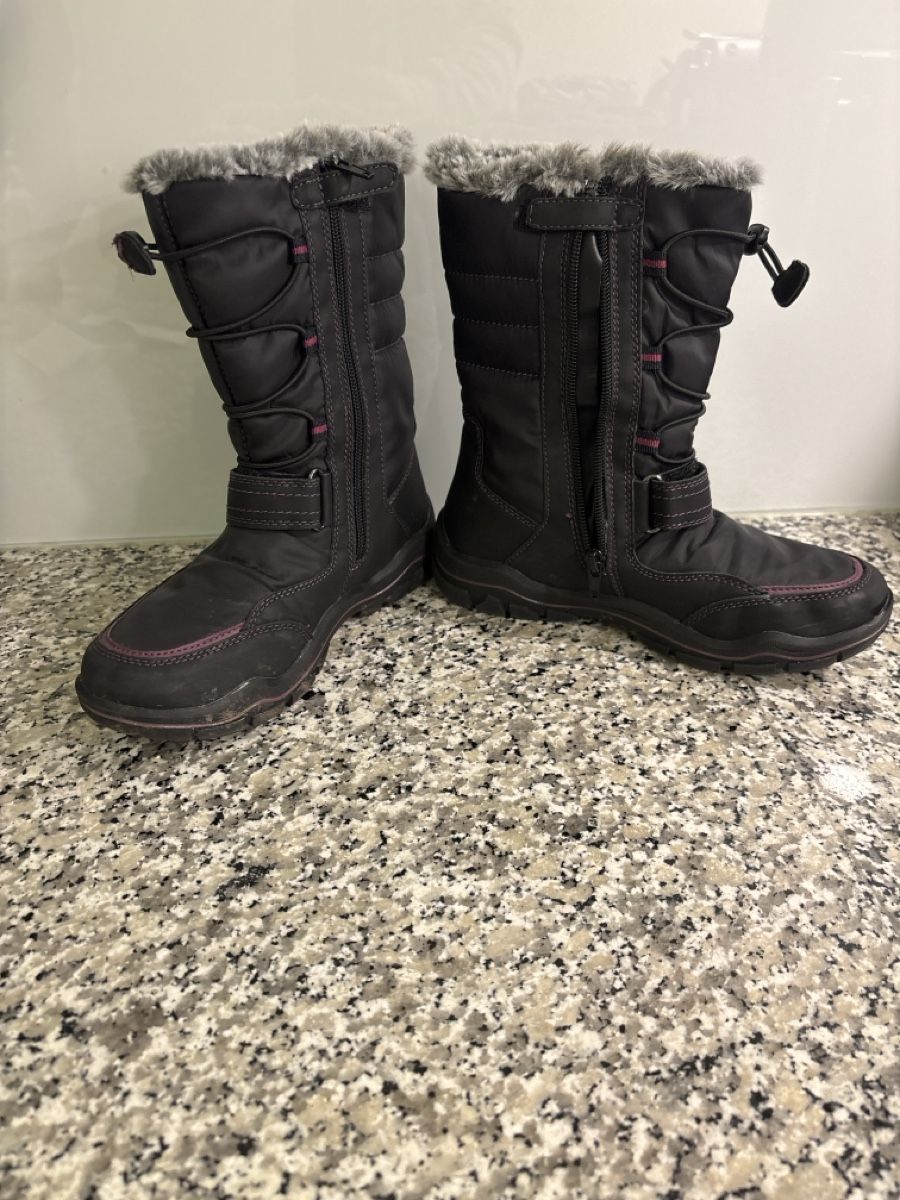 Dosenbach Scarpe per ragazze: Warme Winterstiefel Grösse 35 Schwarz – Usato da rheineck venduto da Neshi06 2