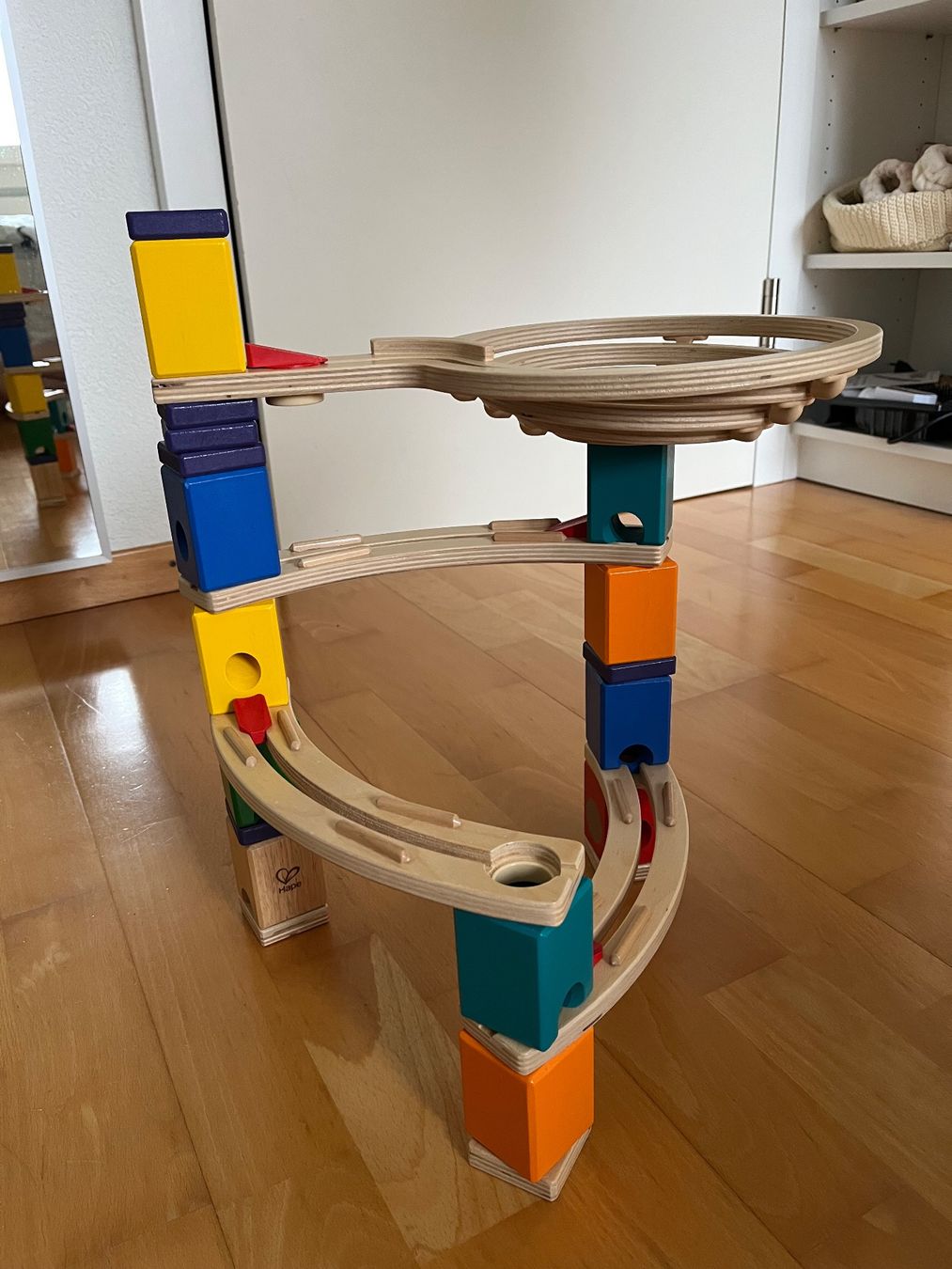 Hape Giocattoli: Hape The Roundabout Marble Run – Usato da Sins venduto da lavani 3