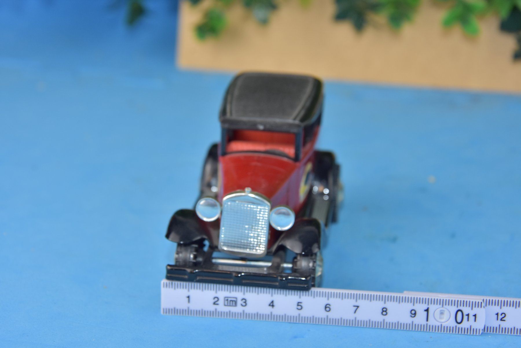 Modellini di ferrovie: SPUR 0 OLDTIMER (METAL) MIT EINER PERSON – Usato da Wohlen AG venduto da SAMMLERFREUND 4
