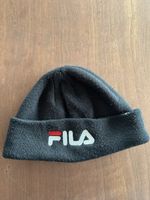 Schwarze Fila Mütze - Hält dich warm im Winter! Top! Teenage