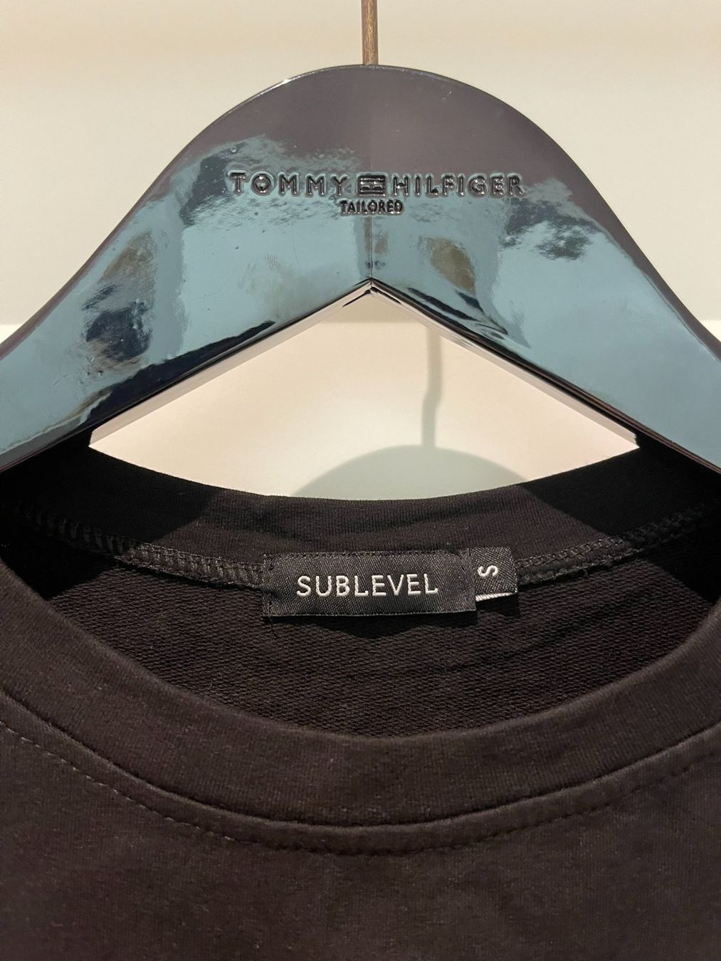 T-shirt: Schickes schwarzes Crop Top, Grösse S – Usato da Rheineck venduto da FGeissler 1