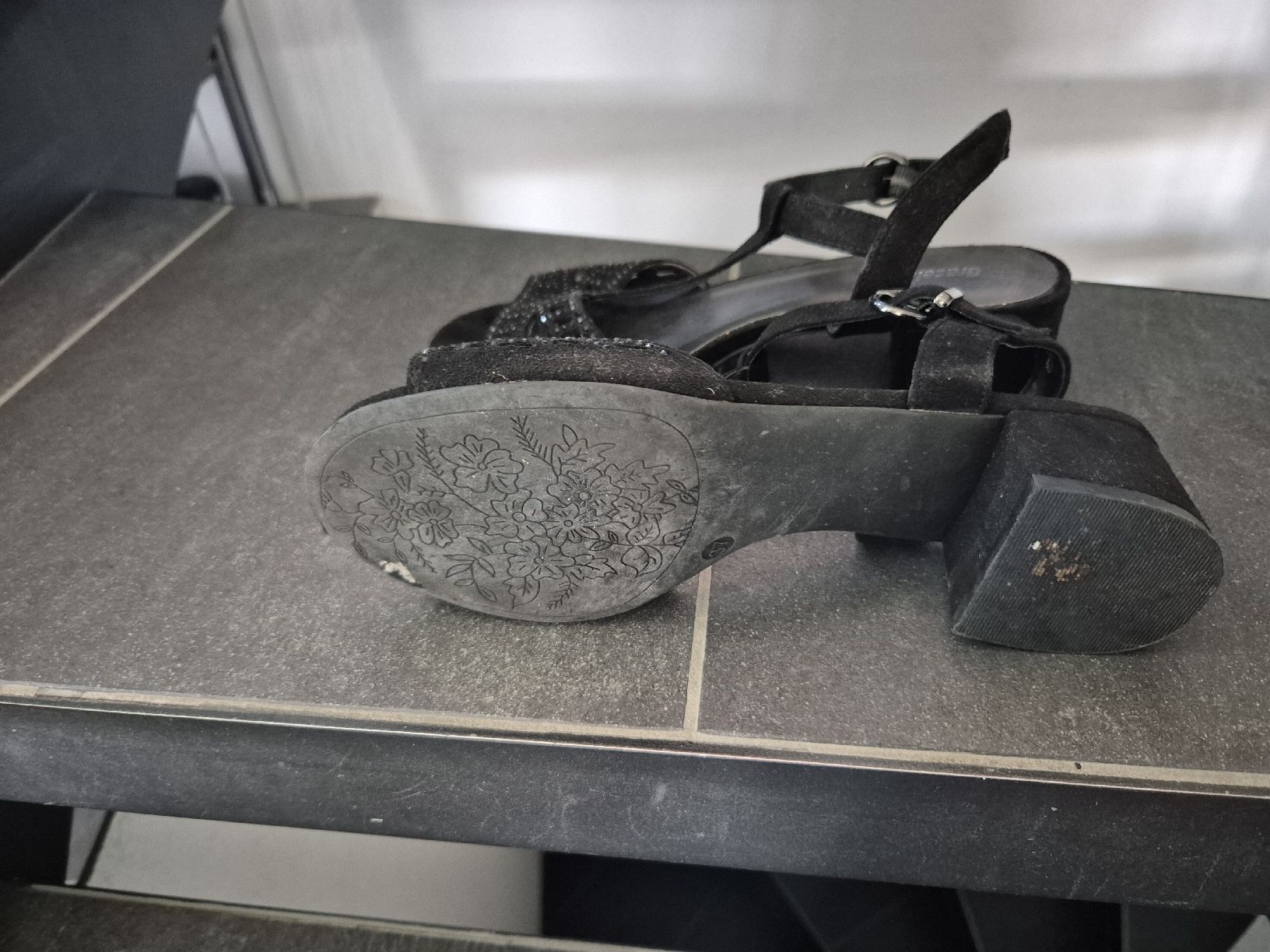 Scarpe da donna: Sandalete 37 – Usato da Würenlingen venduto da kuh33 2