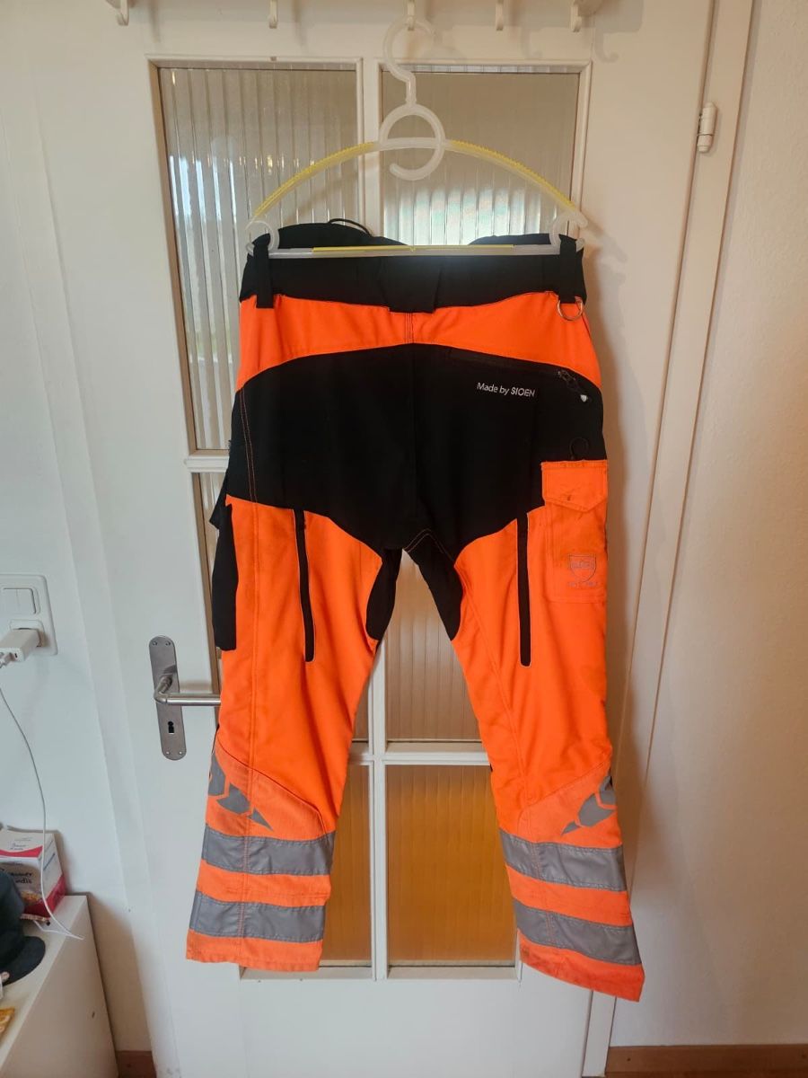 Pantaloni: Aspen Schnittschutzhose, Grösse L – Usato da Muttenz venduto da lgu25 1