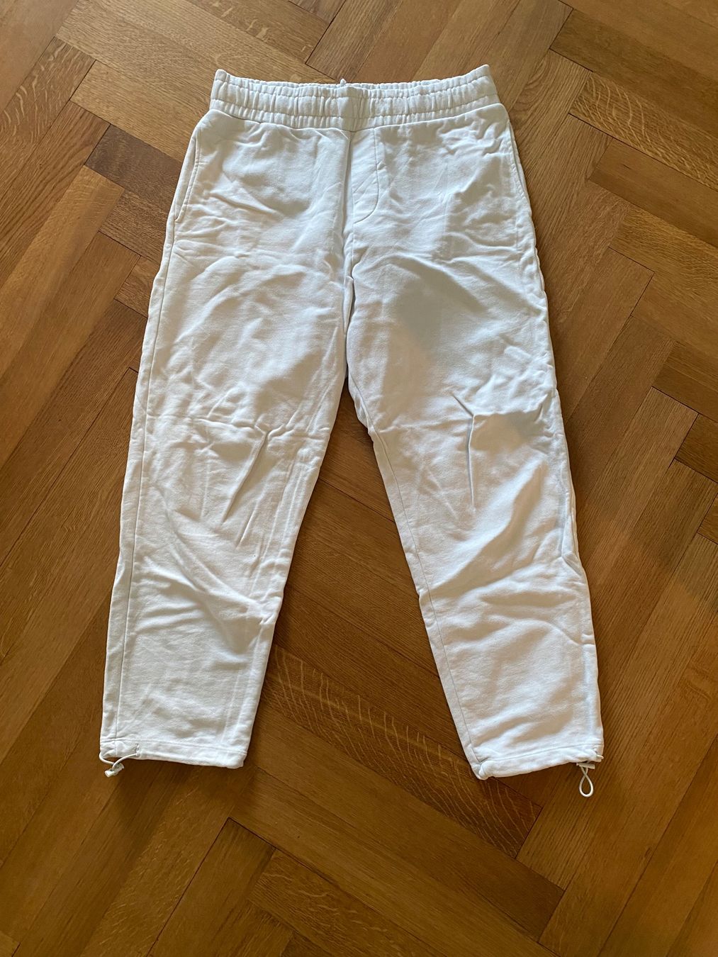 Zara Pantaloni: Zara Wide-Leg Joggers – Usato da Bern venduto da mue_yhz5