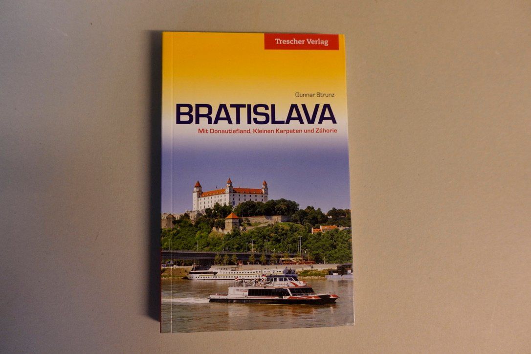 Libri: Reiseführer Bratislava und Zahorie – Usato da Chur venduto da JennyAlexander