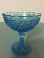 Ancienne petite coupe bleu de la Cristallerie de Portieux