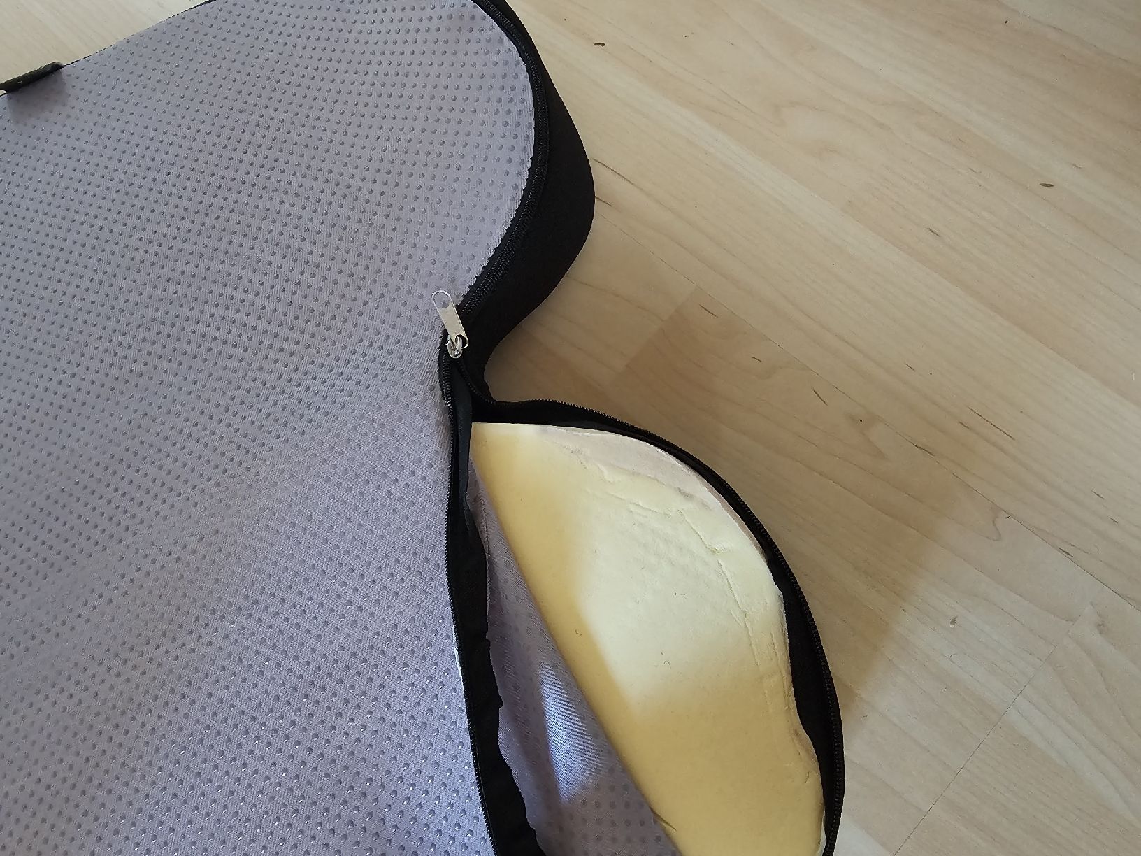 Kissen: Ergonomisches Sitzkissen – Neu (gemäss Beschreibung) aus Büttikon AG von PAM120319 3
