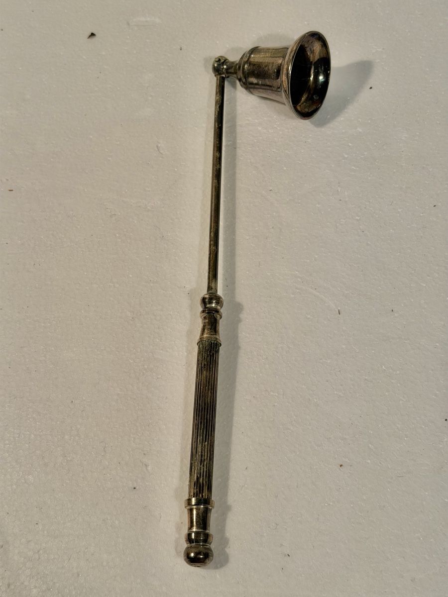 Portacandele: Antique Silver Plated Candle Snuffer - Perfect Gift! – Usato da Lausanne venduto da vas_cdb2 5