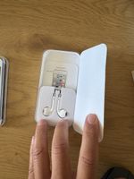 iPod Touch 5a Generazione Blu 32GB Usato Con Accessori!