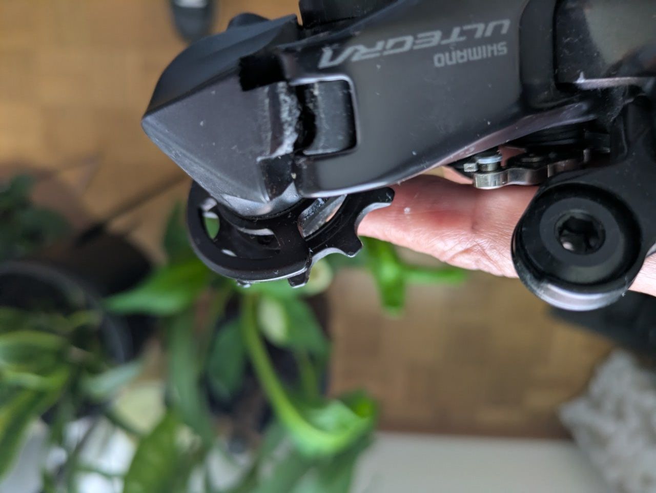 Shimano Pezzi di ricambio: Derailleur Ultegra 12v  – Difettoso da Crissier venduto da lul_c28q 3