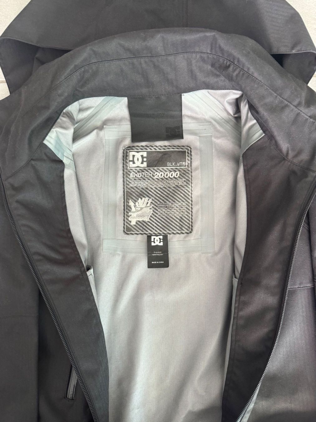 DC shoes Giacche: DC Shoes Männer windbreaker / outershell Jacke Gr. L – Nuovo (secondo la descrizione) da Rorbas venduto da binajas 4