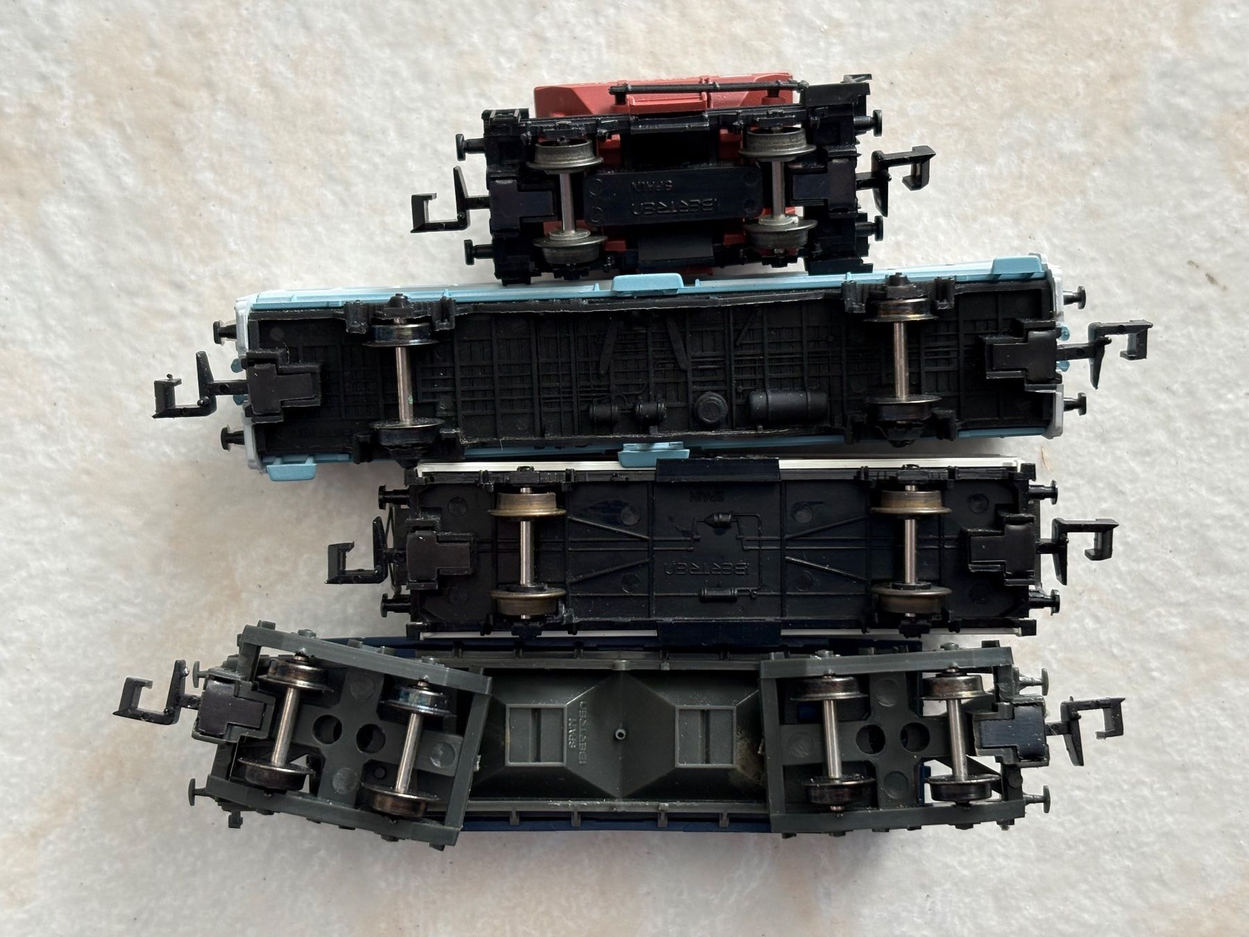 Ibertren Modellini di ferrovie: 4x Ibertren Guterwagen – Nuovo (secondo la descrizione) da Hauterive NE venduto da eriamch 2