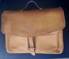 Aktentasche aus Leder hellbraun mit Gebrauchsspuren