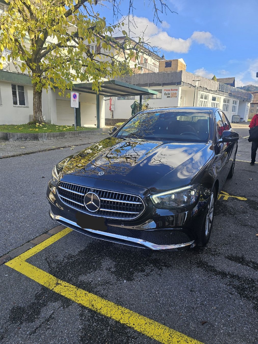 Mercedes-Benz Automobili: Mercedes-Benz E220d 4Matic – Usato da Wetzikon ZH venduto da tlac