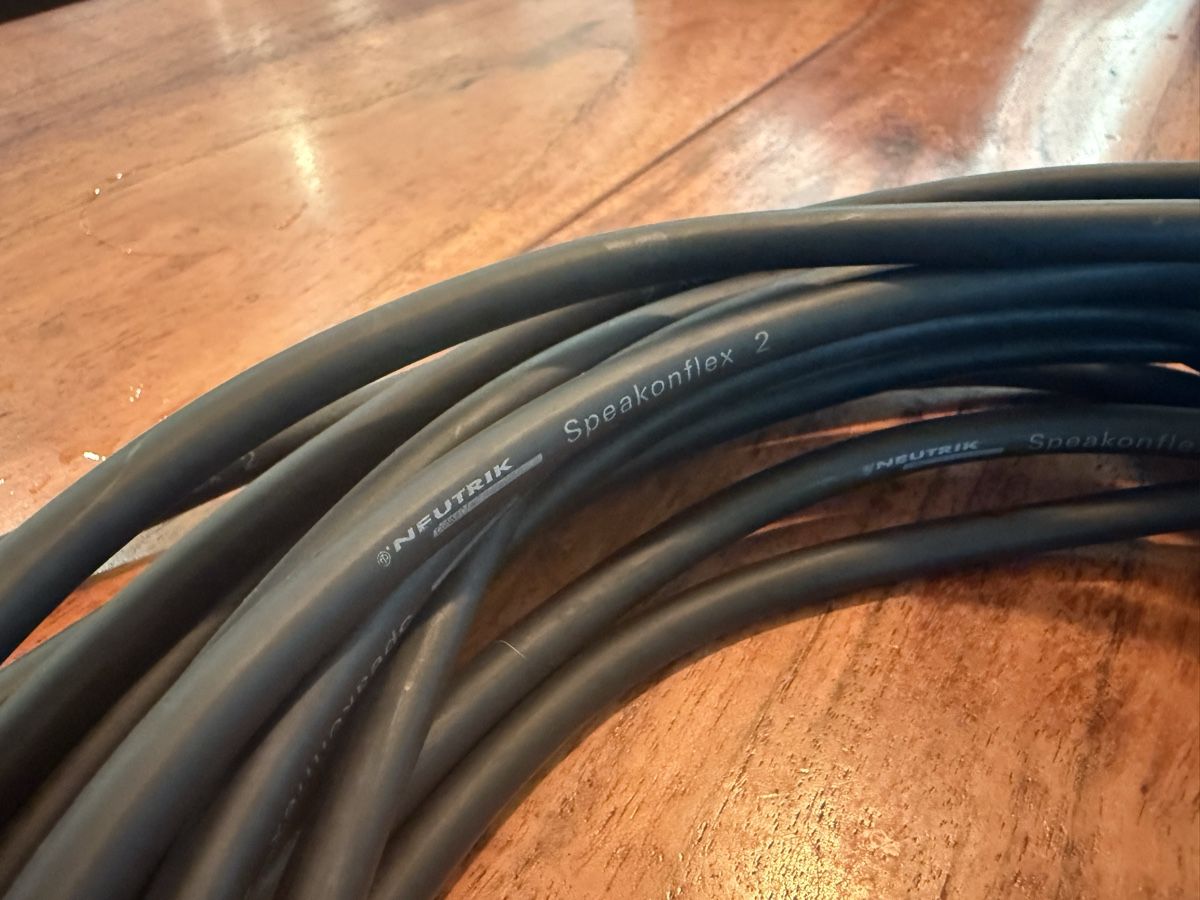 Neutrik Kabel: 2× Neutrik SpeakONflex 2 Lautsprecherkabel  – Gebraucht aus Muri AG von Ludrigen 3