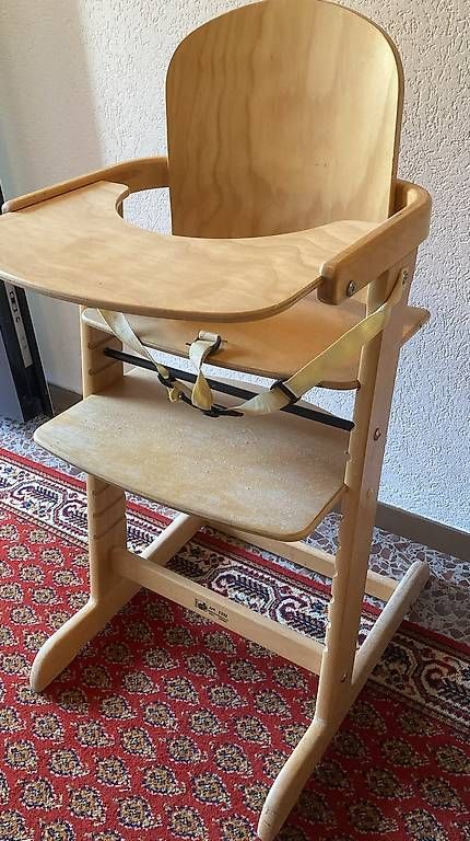 Chaises hautes: Kinderstuhl – D'occasion à Holderbank AG par st__2gml
