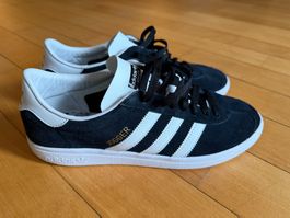 ADIDAS Jogger (42 2/3) neu/ungetragen