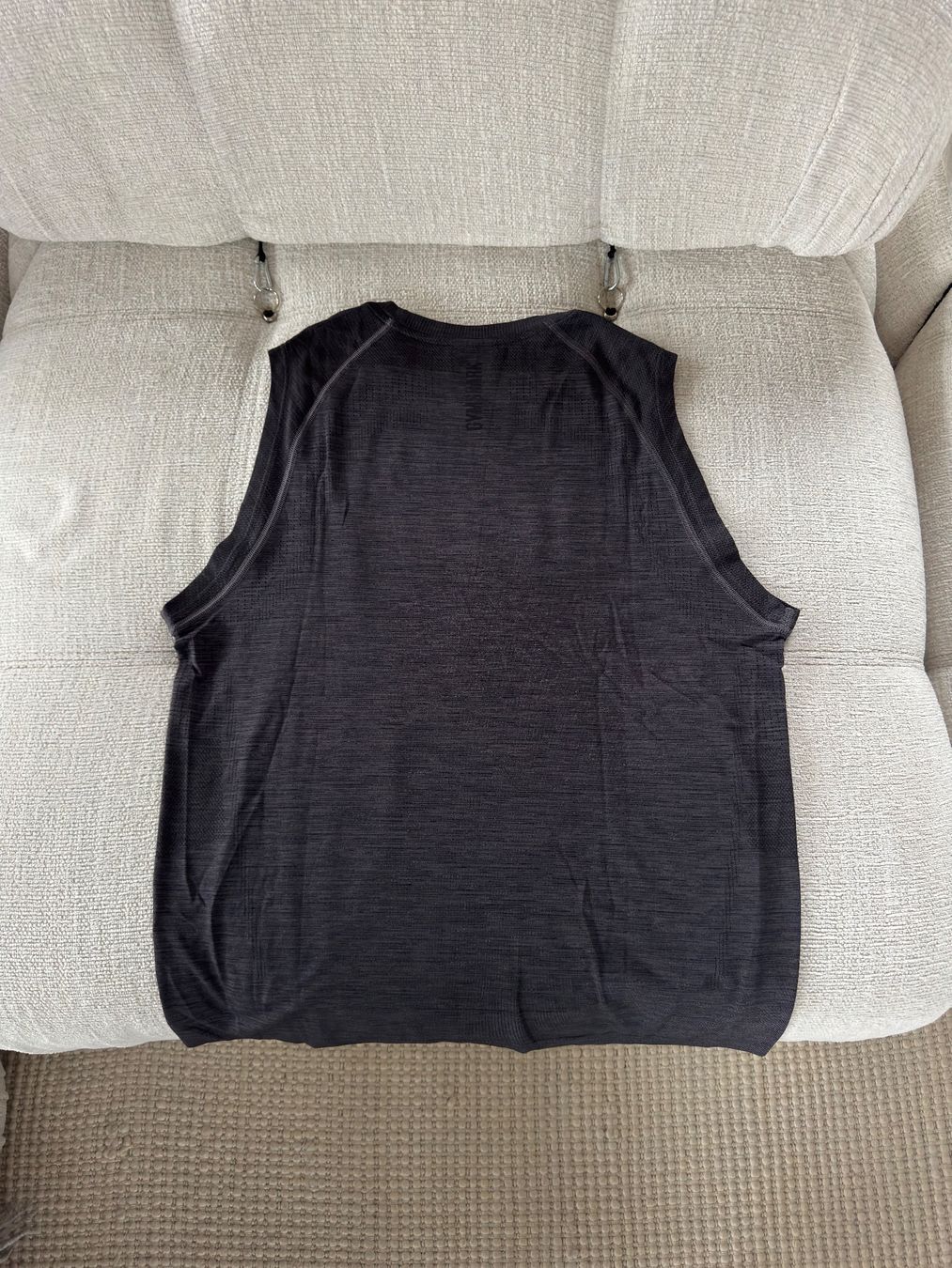 Gymshark T-shirt: Gymshark | Tanktop – Nuovo (secondo la descrizione) da Horgen venduto da onur_5 3