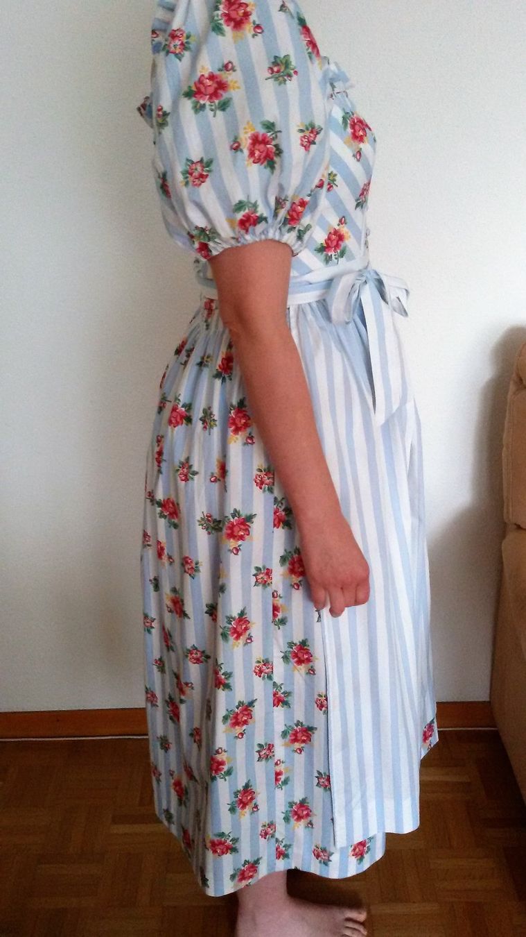 Vestiti: Dirndl vom Sportalm Kitzbühel Grösse 38 – Usato da Oberburg venduto da portzi1 1