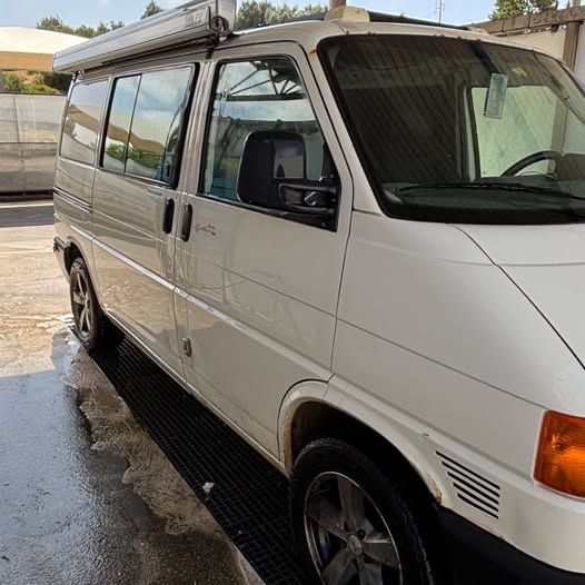 VW Veicoli da campeggio: 2002 Volkswagen Transporter Campervan – Usato da Embrach venduto da shalleyr 1