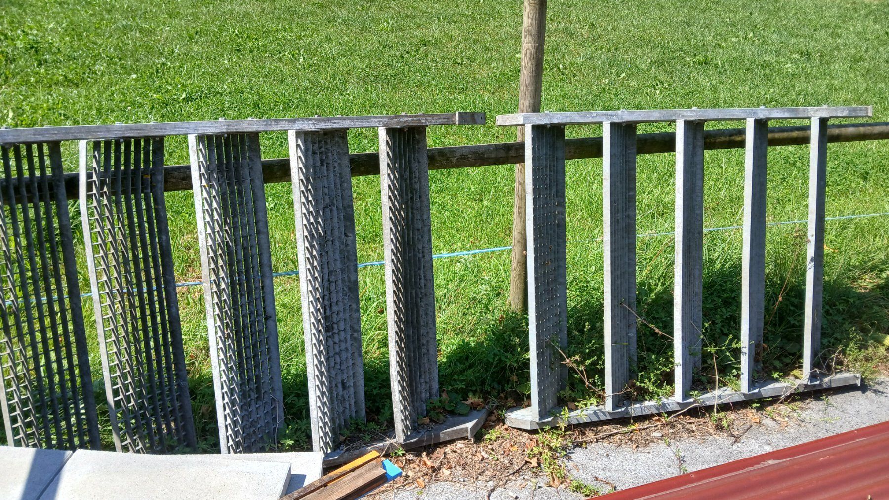 Scale: 2 St. Metalltreppen Verzinkt – Usato da Oberriet SG venduto da 68.4 1