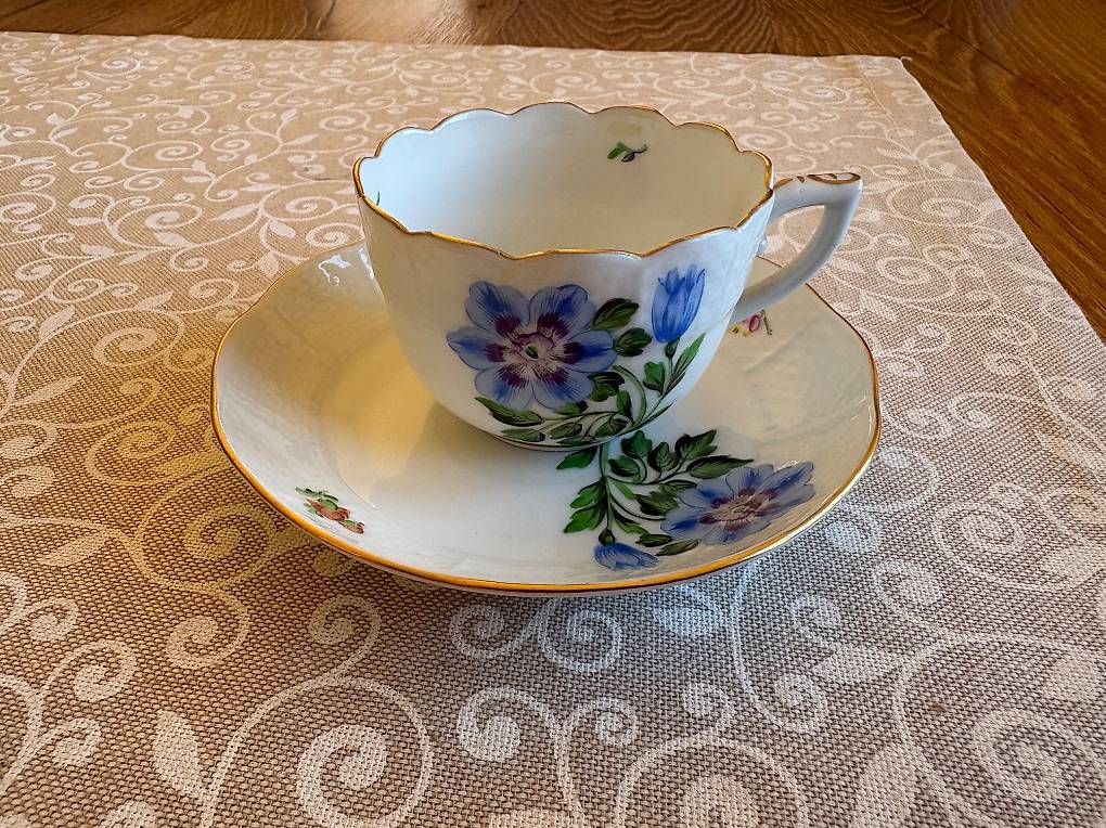 Herend Set di piatti: Moccaset mit Schale – Usato da Bonstetten venduto da fuschina 3
