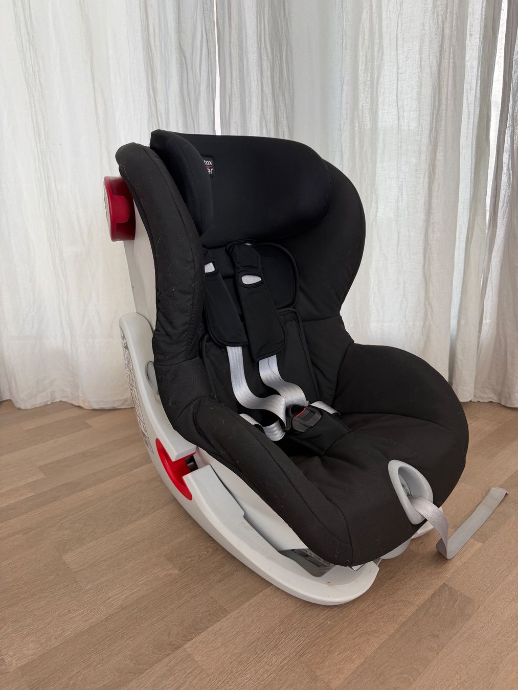 Britax Römer Seggiolini per auto: Britax Römer King II – Usato da Hauterive NE venduto da mwueth