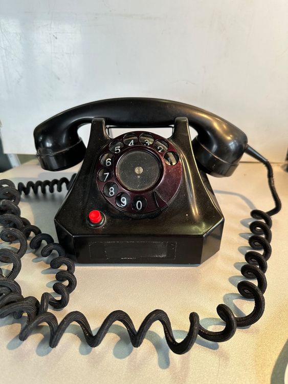 Vintage Telefon Deko – Antikes Wählscheibentelefon Aus Harz, Ca. 26x23x13 Cm, Für Retro-Deko Zu Hause Oder Im Büro