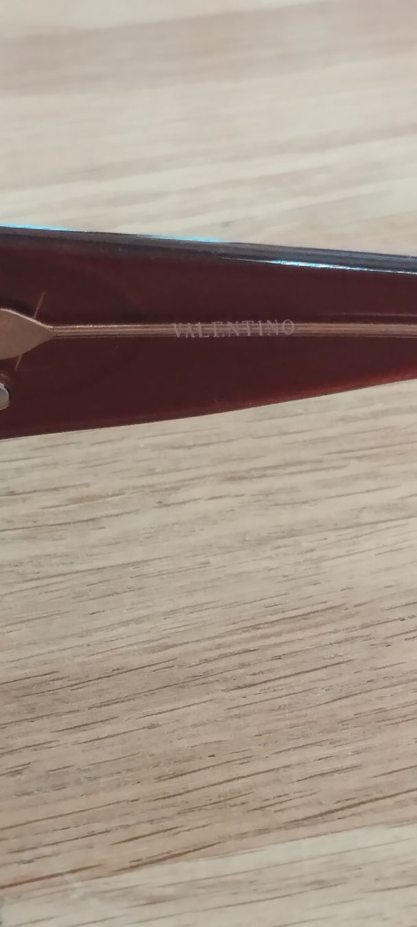 Valentino Lunettes & Verres: VALENTINO Sonnenbrille  – D'occasion à Mörel par MJoaoCosta 4