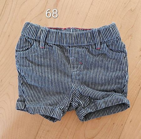 Kurze Hose 68
