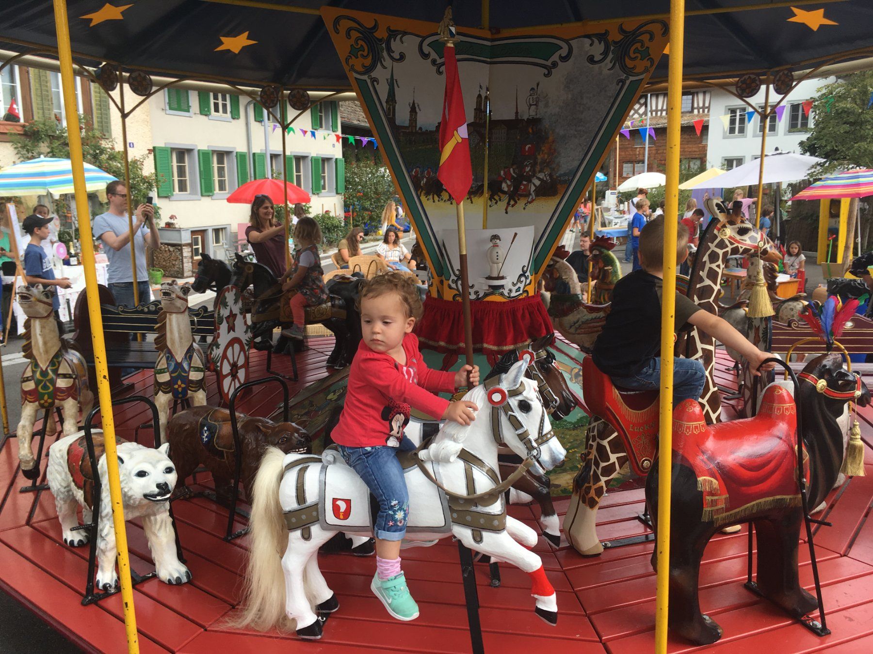 Spielzeuge: echtes, nostalgisches Kinderkarussell – Gebraucht aus Zollikon von Fuchs05 1