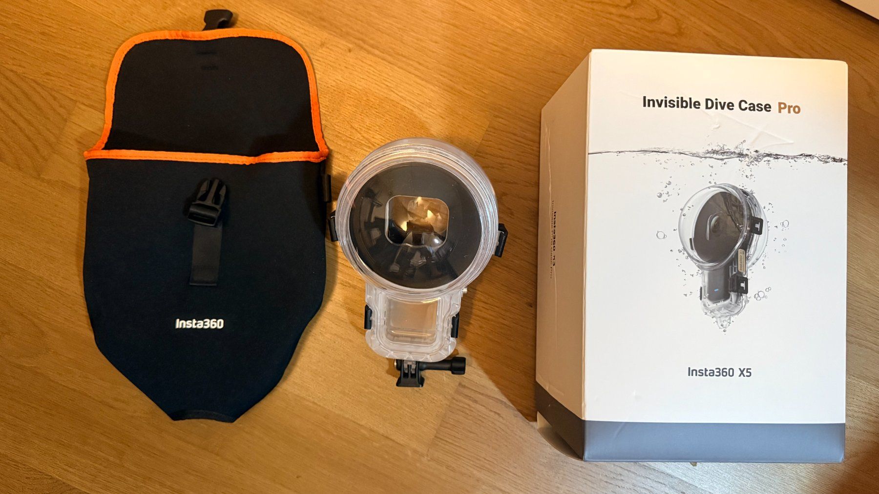 Lampade & Macchine fotografiche: Invisible Insta360 Dive Case Pro X5 – Usato da Cham venduto da Georgnik