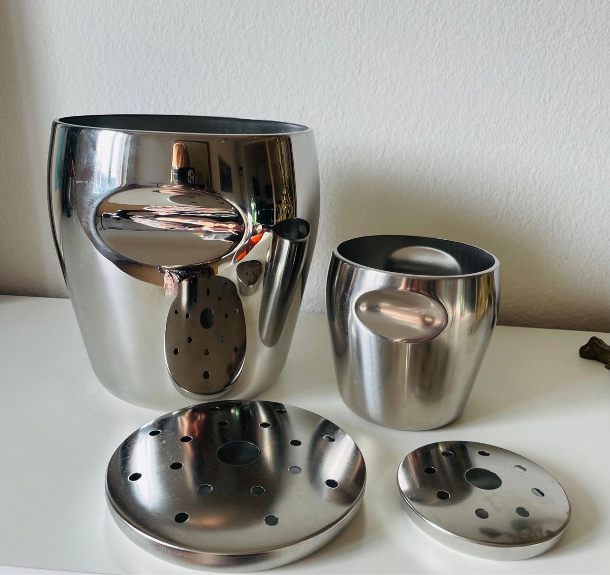 Alessi Sonstiges: Champagnerkühler von ALESSI aus Edelstahl inkl. Eisbehälter – Neu (gemäss Beschreibung) aus Zürich von Calaminta 1