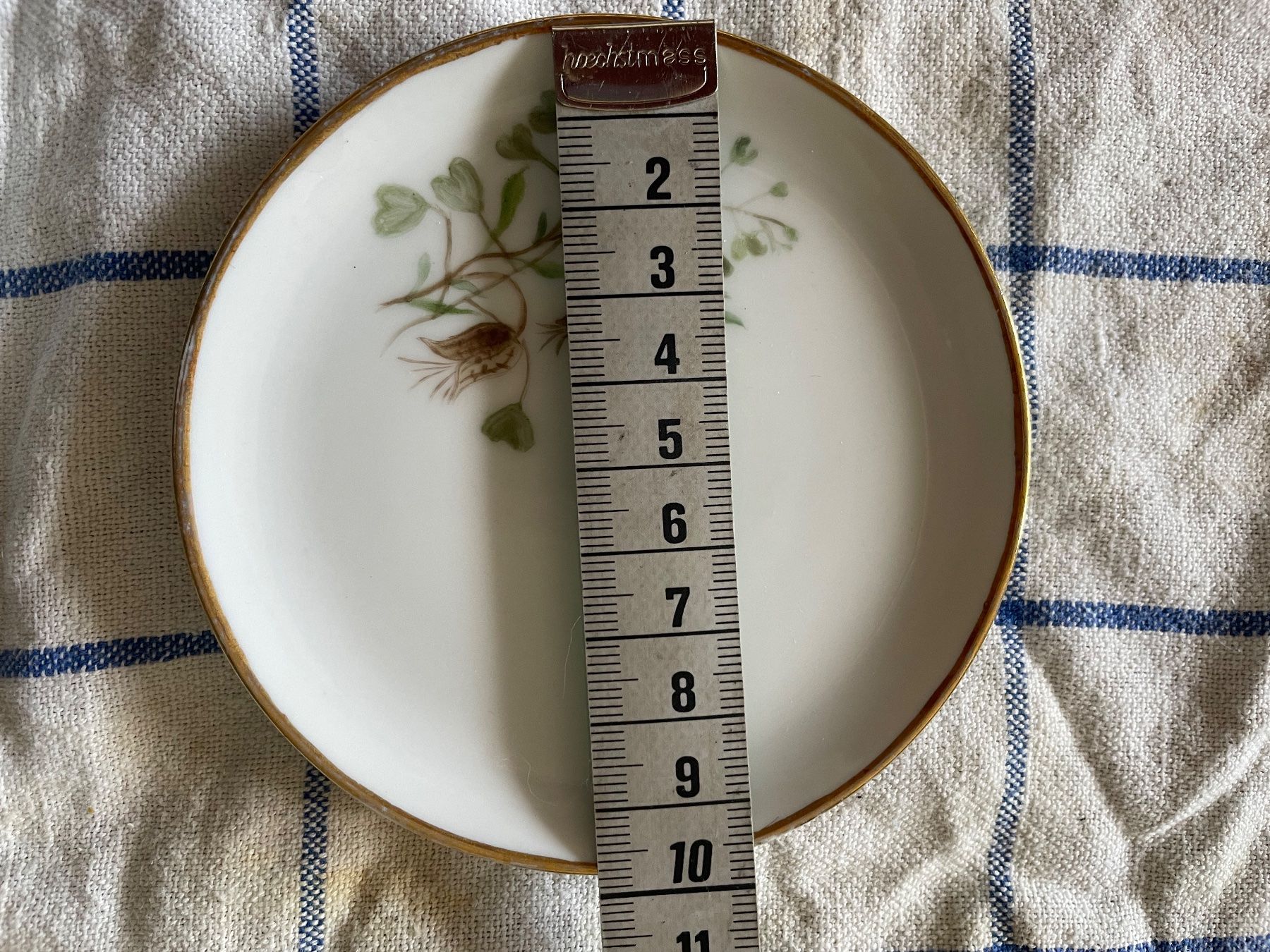 Set di piatti: 4 AK Kaiser Porcelain Plates – Usato da Gutenswil venduto da Bregenzer8610 2