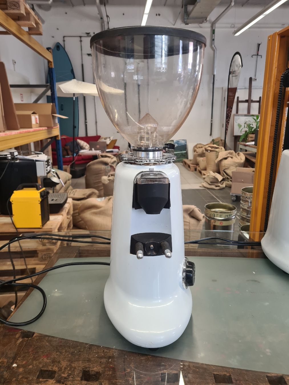 Macchine per caffè & Macchine per espresso: Espressomühlen Hey Cafe HC 600 – Usato da Stäfa venduto da Kaffeemanufaktur 2