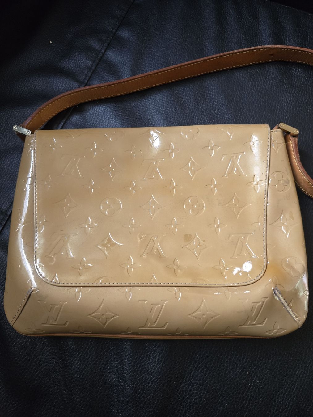 Louis Vuitton Borse da donna: Sac Louis Vuitton Monogram Vernis Beige – Usato da st-livres venduto da Fabb_Shop 2