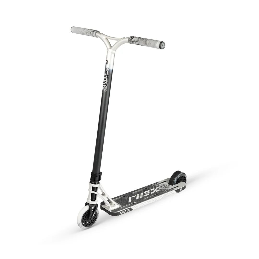 Kickboard: MGP MGX Extreme E1 Freestyle Scooter – Usato da Zürich venduto da LW-C-137
