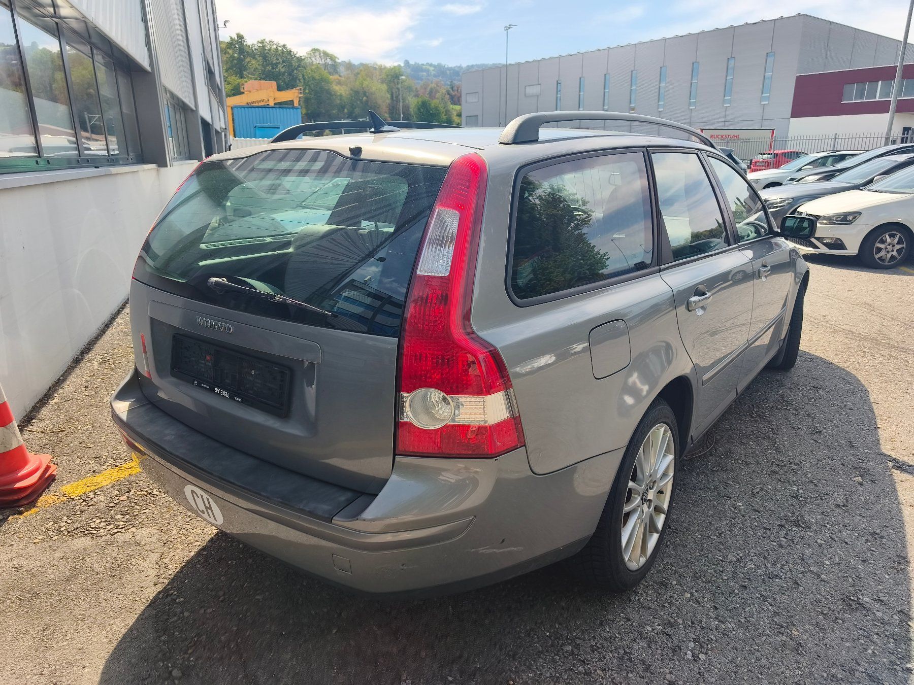 Volvo Autos: VOLVO V50 – Gebraucht aus Staad SG von Auto_Port