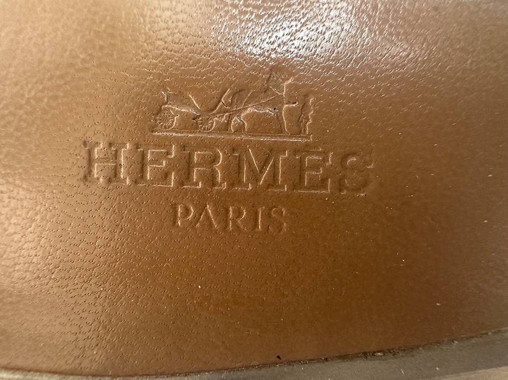 Damenschuhe: Ultimative Hermes Sandalen – Gebraucht aus Uettligen von Maxime_Ehrsam.2020 2