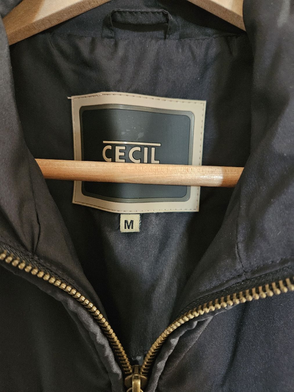 Cecil Gilet & Giacche senza maniche: CECIL Steppweste Damen  – Usato da Eschenbach SG venduto da MarThu 2